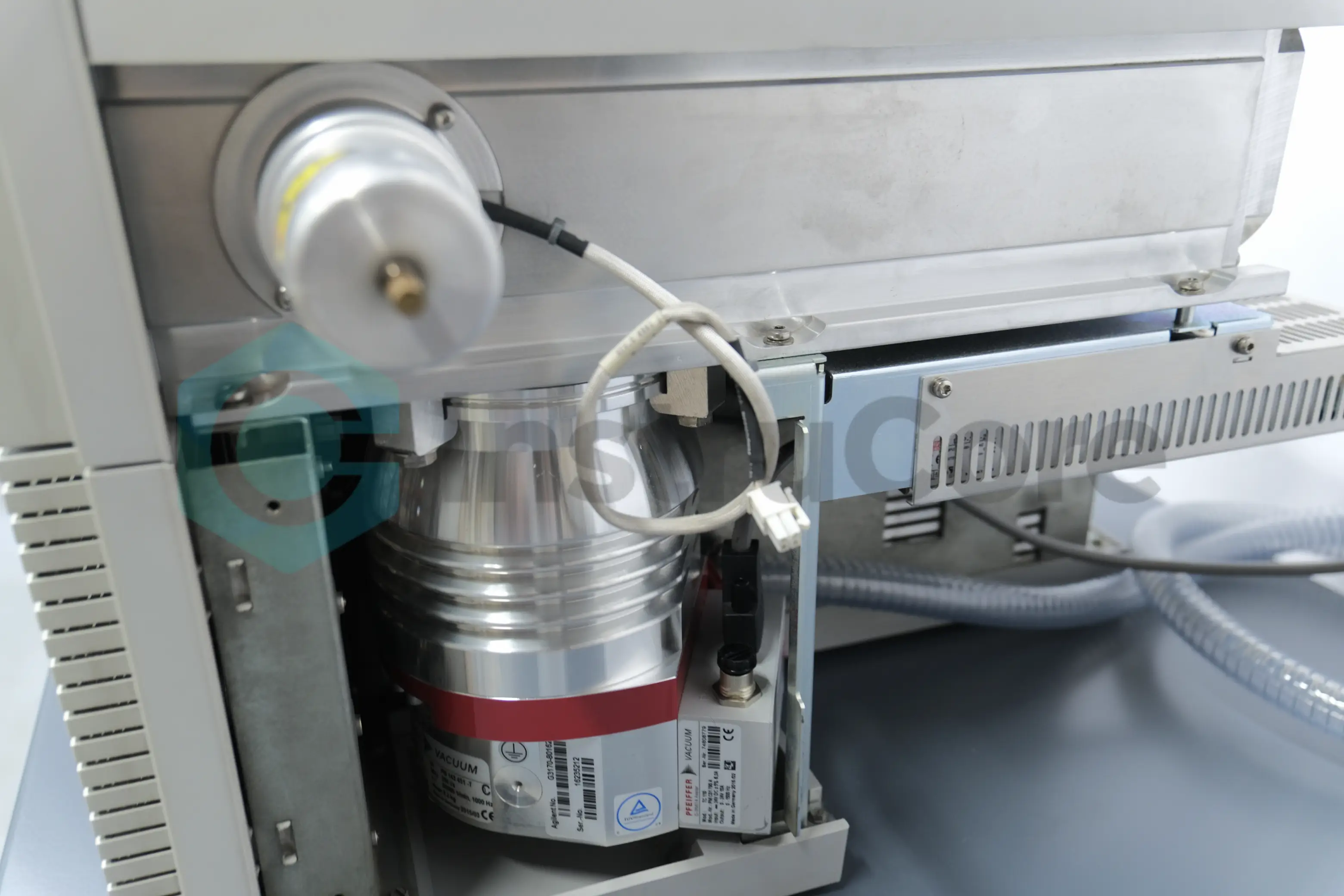 Agilent 5973N (G2579A) MSD high-performance turbo pump agilent g3170-80162 Pfeiffer DUO 3 PK D41 06 / Agilent G7077-80055